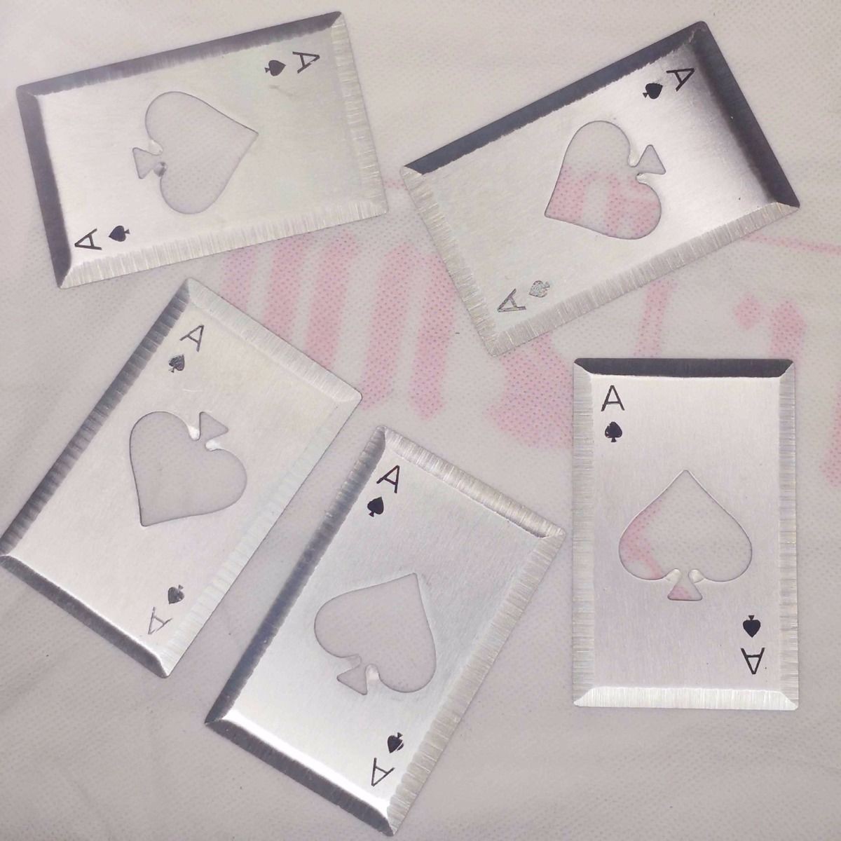 不锈钢金属铁扑克牌 舞台魔术道具飞牌创意收藏扑克 【银色】1张