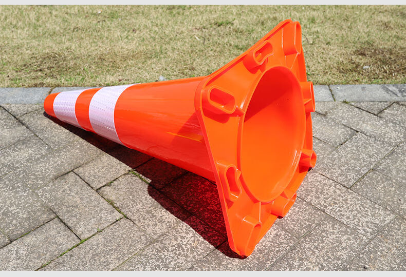 锥桶塑料道路交通设施路锥三角障碍施工警示墩子路障雪糕桶屏障路锥