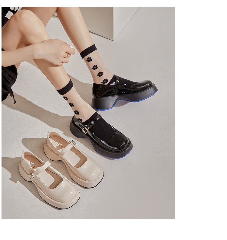 达芙妮女鞋2022年夏季新款厚底增高大头鞋女生漆面皮休闲鞋一字带方头