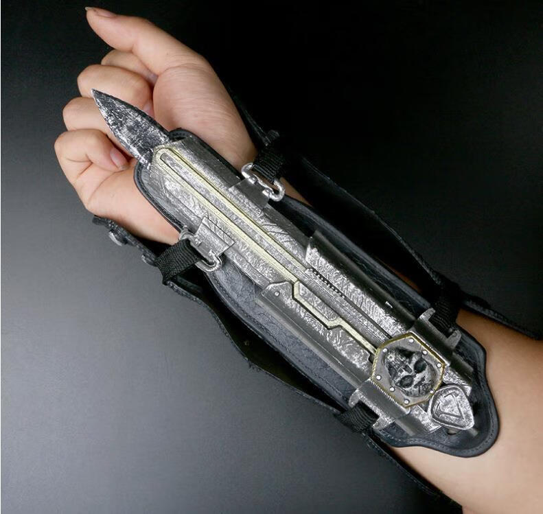 刺客信条4黑旗爱德华cosplay道具11袖中箭袖剑刃可弹射盒装4代袖箭