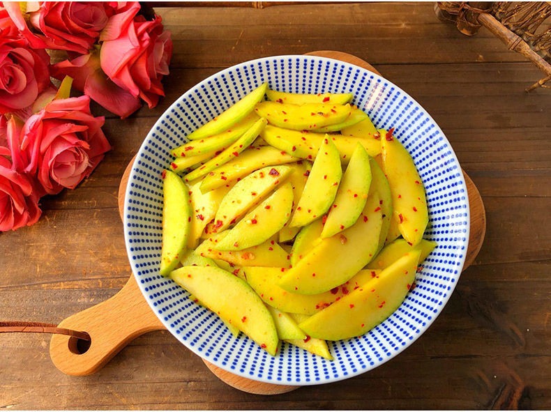 水果酸野甘草辣椒盐腌制青芒果酸李子甜辣味广西海南椒盐粉沾水果
