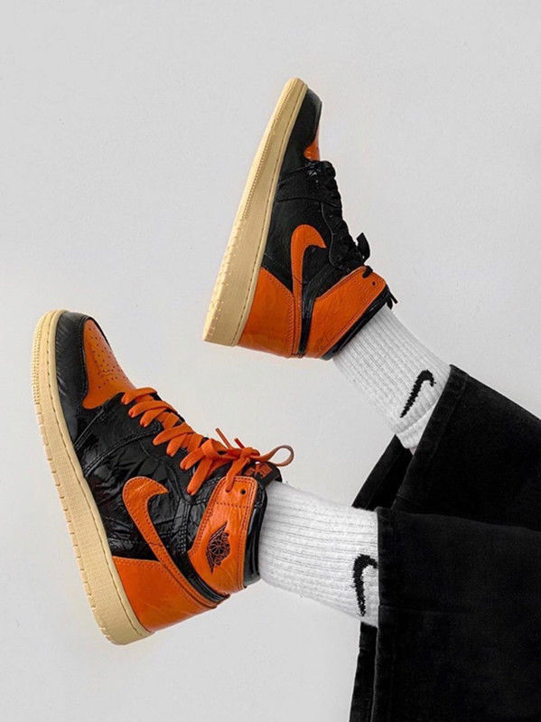 air乔og猪油黑扣碎篮板漆皮做旧高帮篮球鞋555088028猪油扣碎36