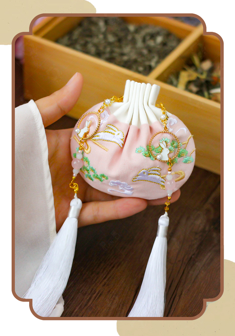 中秋七夕礼物情侣香囊刺绣古风汉服腰佩随身驱蚊香包苏绣荷包车挂粉