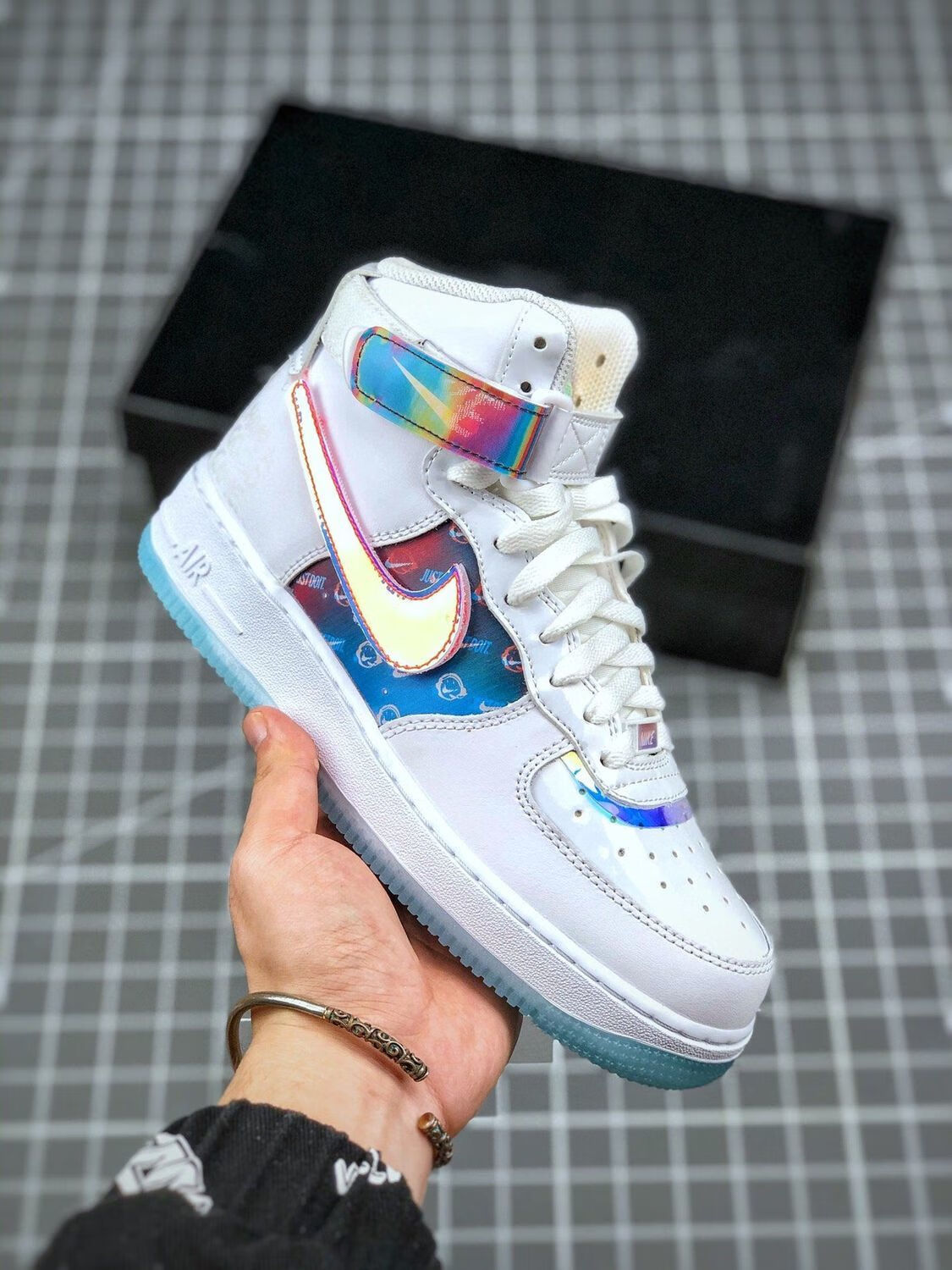 af1highgoodgame空军一号高帮电玩黑炫彩镭射白炫彩镭射魔术贴36