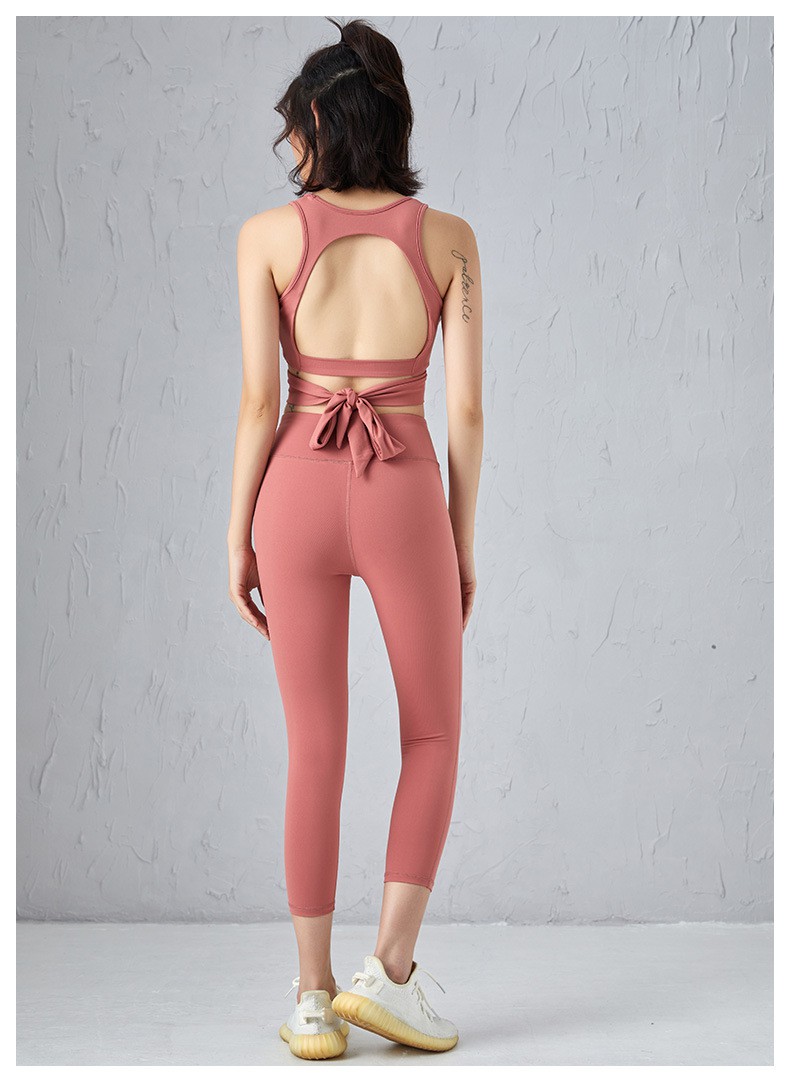 春夏新款健身瑜伽套装女后背绑带款上衣高腰紧身弹力提臀裤两件套砖