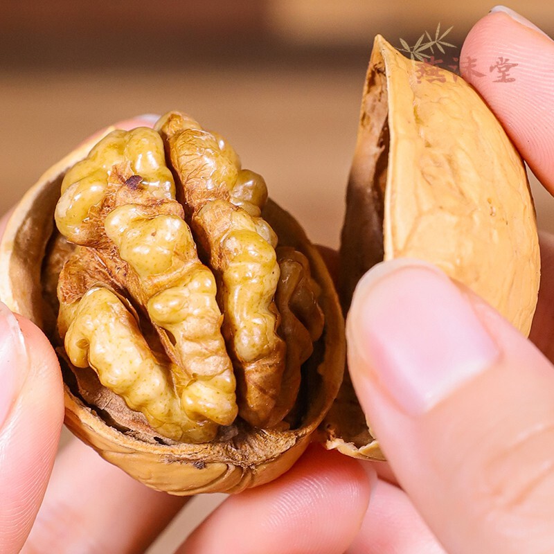 童昌烘烤核桃220g1500g家庭装草本味手剥烘烤薄壳熟核桃新疆特产佳节