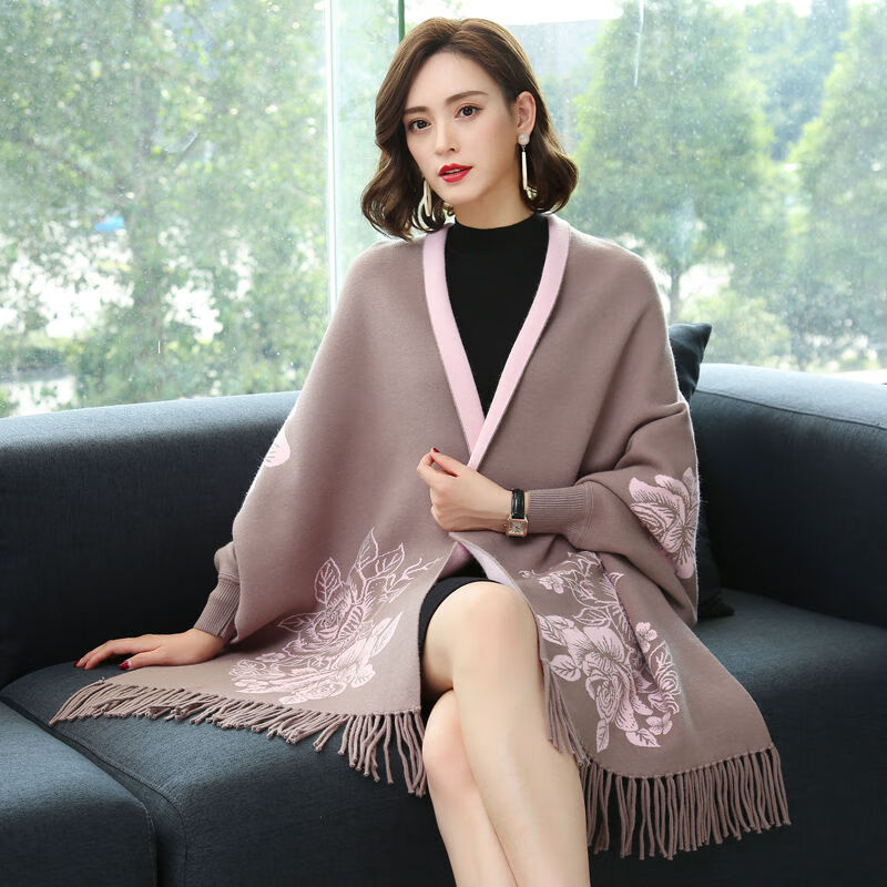 贝佳淑新品搭肩披肩新品袖子披肩女秋冬季仿羊毛提花加厚保暖斗篷式