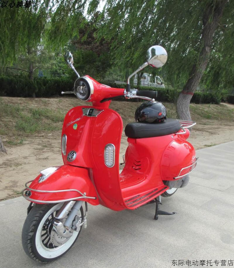 大黄蜂150cc复古vespa罗马假日大龟王踏板摩托车可上牌 乳白色【图片