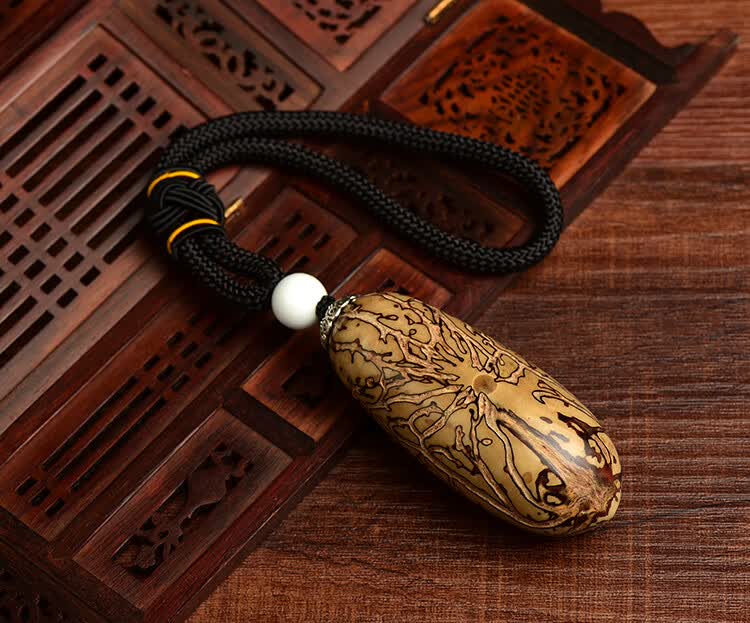 梦莹千眼菩提彩果彩色菩提子原籽打磨好红绿玉化果手把件三彩果成品