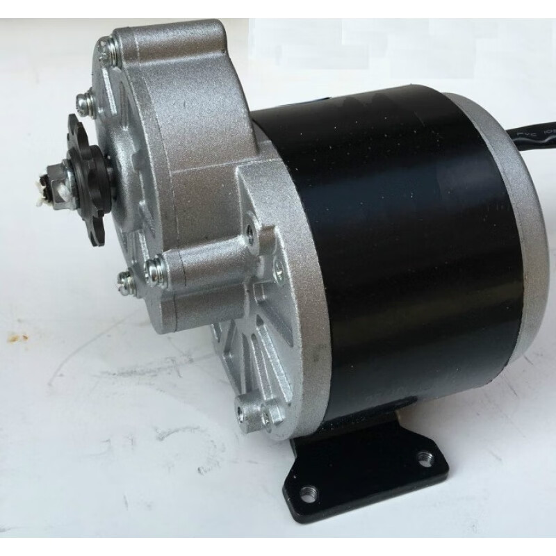 12v24v36v48v60v600w马达电动机永磁直流低速风力水力手摇发电机 12v