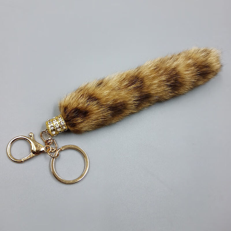 汽车钥匙尾巴挂件貂尾车钥匙扣挂件水小尾巴挂饰包包女毛绒小礼物u盘