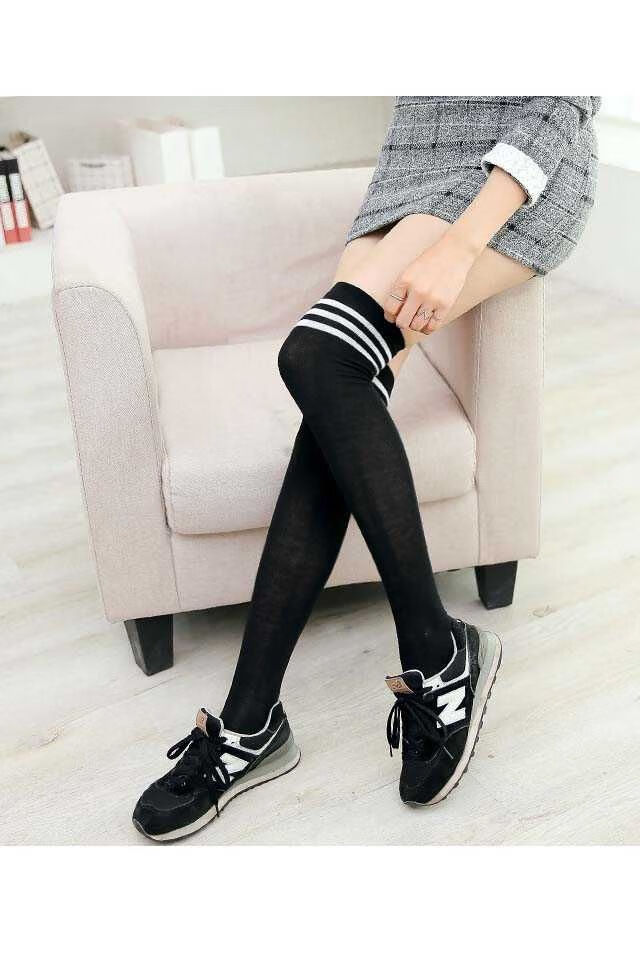 女中筒春夏袜子日系高筒袜学生大腿袜显瘦袜长袜女潮长筒过膝盖秋季