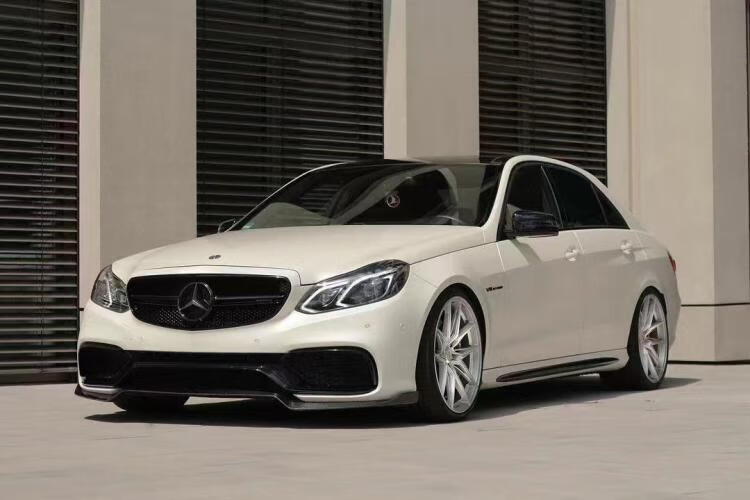 适用于奔驰e级w212改装e63前后杠包围碳纤维前唇侧裙后唇尾翼机盖