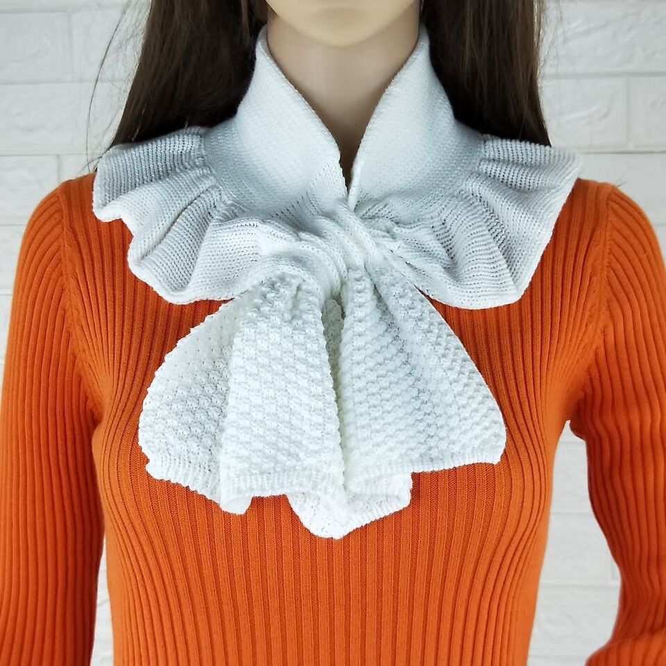 依沐幕新品秋冬女韩版2022新款假领子小围脖护肩护颈椎针织衫小围巾