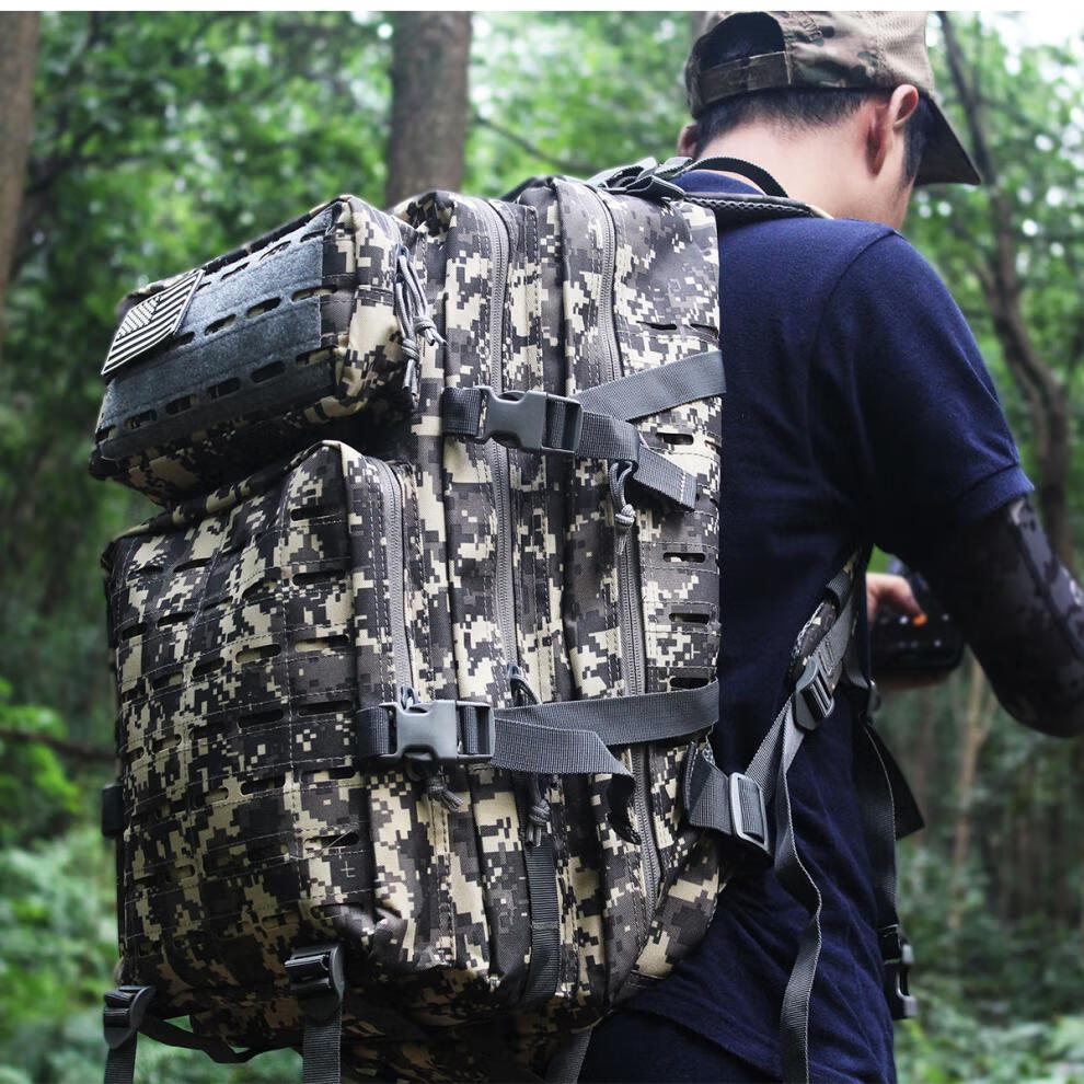 2022迷彩背包星空大容量战术背包双肩大猎人单兵防水行军特战应急包
