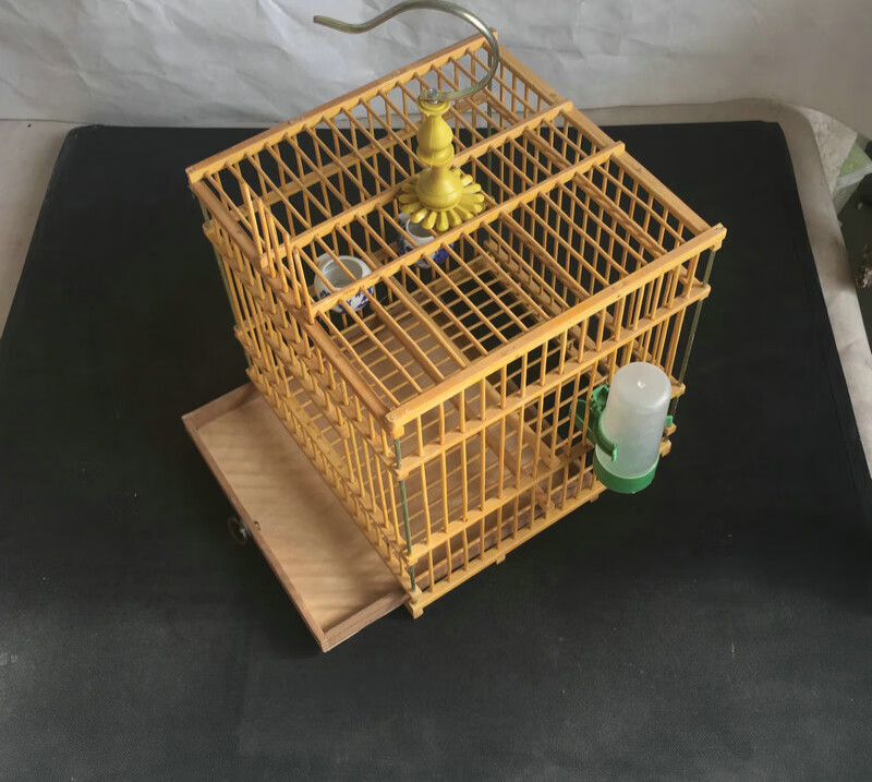 玉鸟鸟笼 小号方形圆形竹子鸟笼方笼绣眼玉鸟等小鸟竹制笼子带 大方