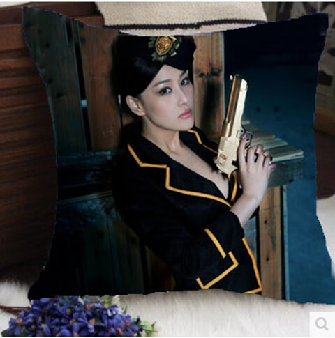 穿越火线抱枕cf穿越火线周边抱枕生化模式救世主角色沙发床头汽车靠垫