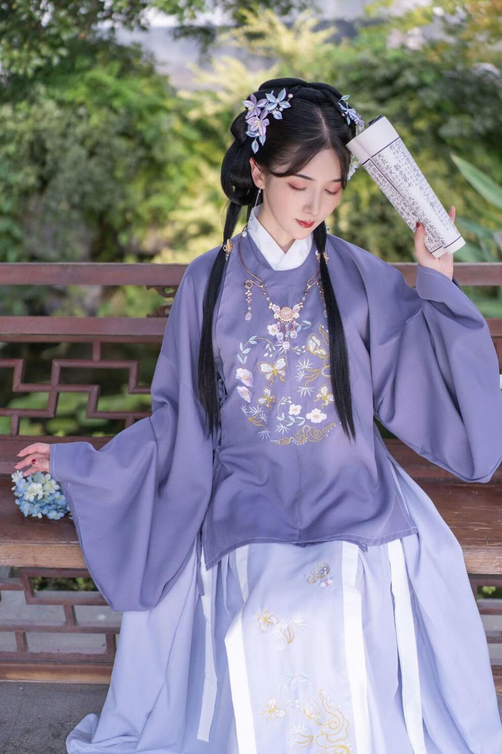 艾诺黛原创【小桃冰茶】明制汉服女学生成人圆领大襟女琵琶袖刺绣褶裙