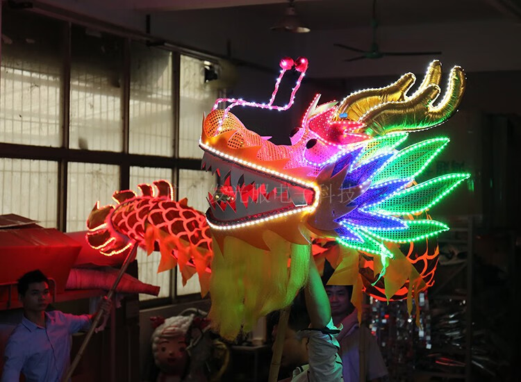 发光龙头舞龙舞狮龙灯道具中国春节夜光神龙狮子道具 7节龙烫金布13米