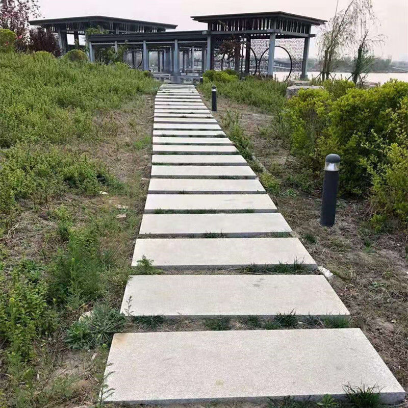 板户外草坪踏步园林铺路花园庭院地砖汀步石材芝麻灰火烧面30060025mm