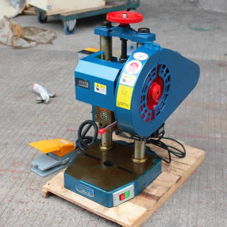 小型电动冲床jb041吨台式电动冲床微型家用压力机冲压加工机4吨脚踏两