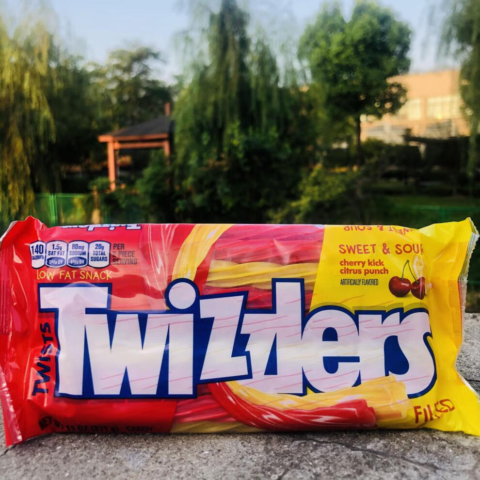 美国twizzlers多滋乐扭扭糖混合甜酸樱桃甘草草莓味吸管糖果