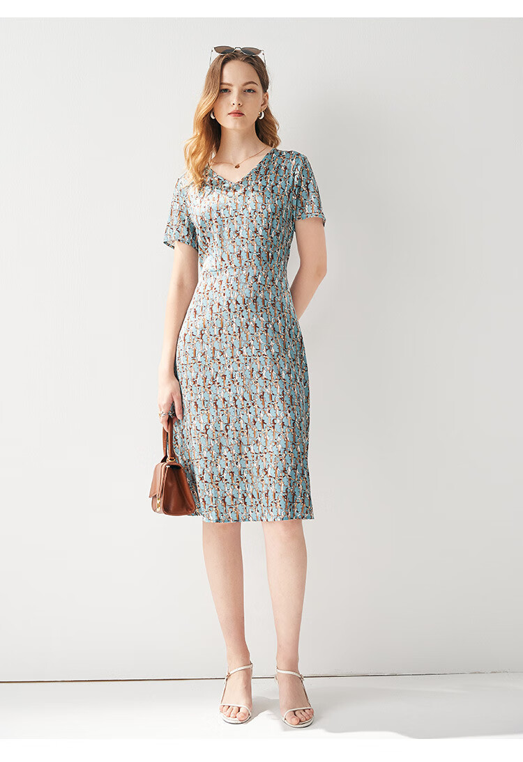 帕罗 重磅弹力缎22夏新款休闲桑蚕丝v领修身透气短袖连衣裙es21273yz