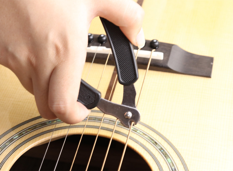 吉他弦三合一换弦器民谣吉他换弦剪弦卷弦器起钉器起锥器撬弦工具三