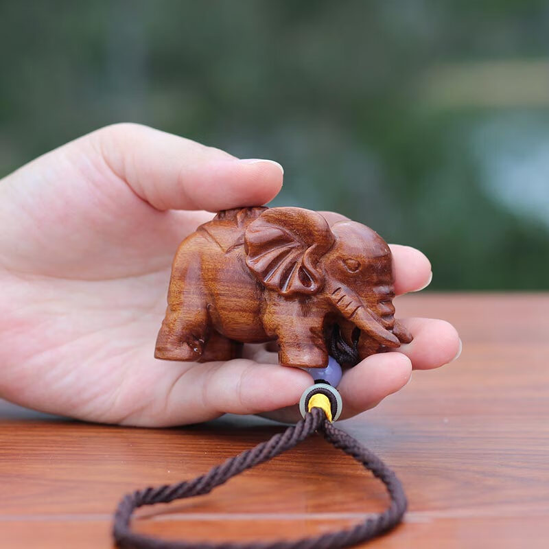 静黛 手工精雕老挝木雕手把件 红木貔貅 实木根雕工艺品把玩小件 年年