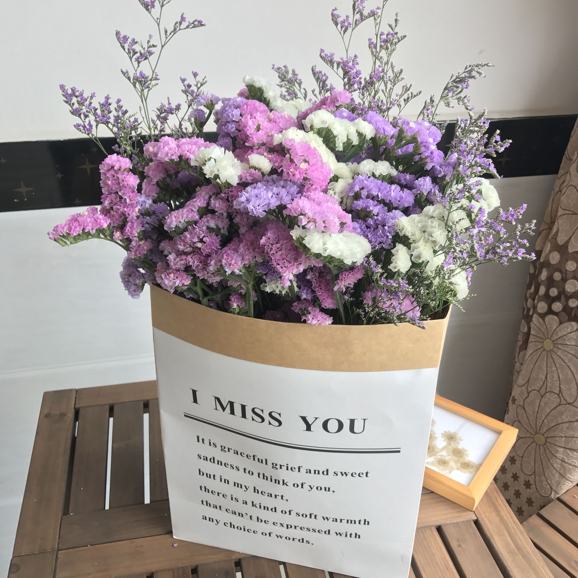 津浆勿忘我满天星干花花束北欧风ins牛皮大纸袋套装家居客厅装饰摆件