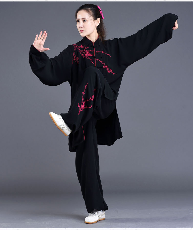 秋冬季太极服梦太极太极服女装2021新款春秋高弹丝麻修身款刺绣梅花