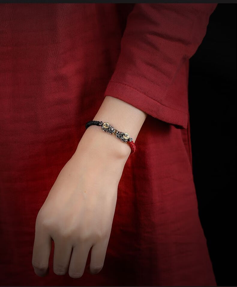 月石缘济财迎禄手绳纯银双貔貅转运珠编织红绳手链男女情侣款一对