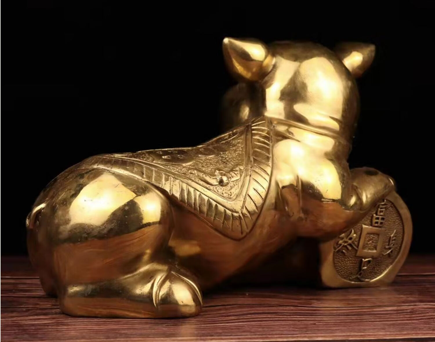 铜猪摆件富足旺财存钱猪金钱元宝猪装饰金猪福袋猪办公工艺礼品 聚宝