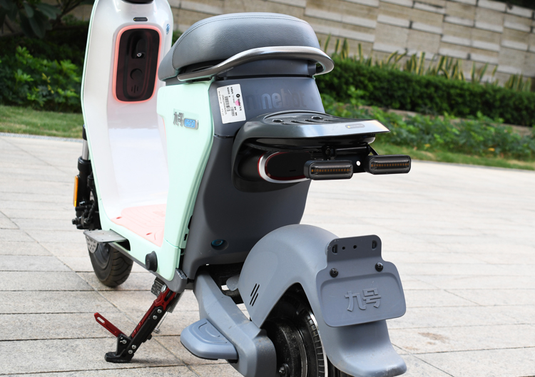 适用九号电动车改装配件 c30 c60 c80后尾灯 前后转向灯led转弯灯