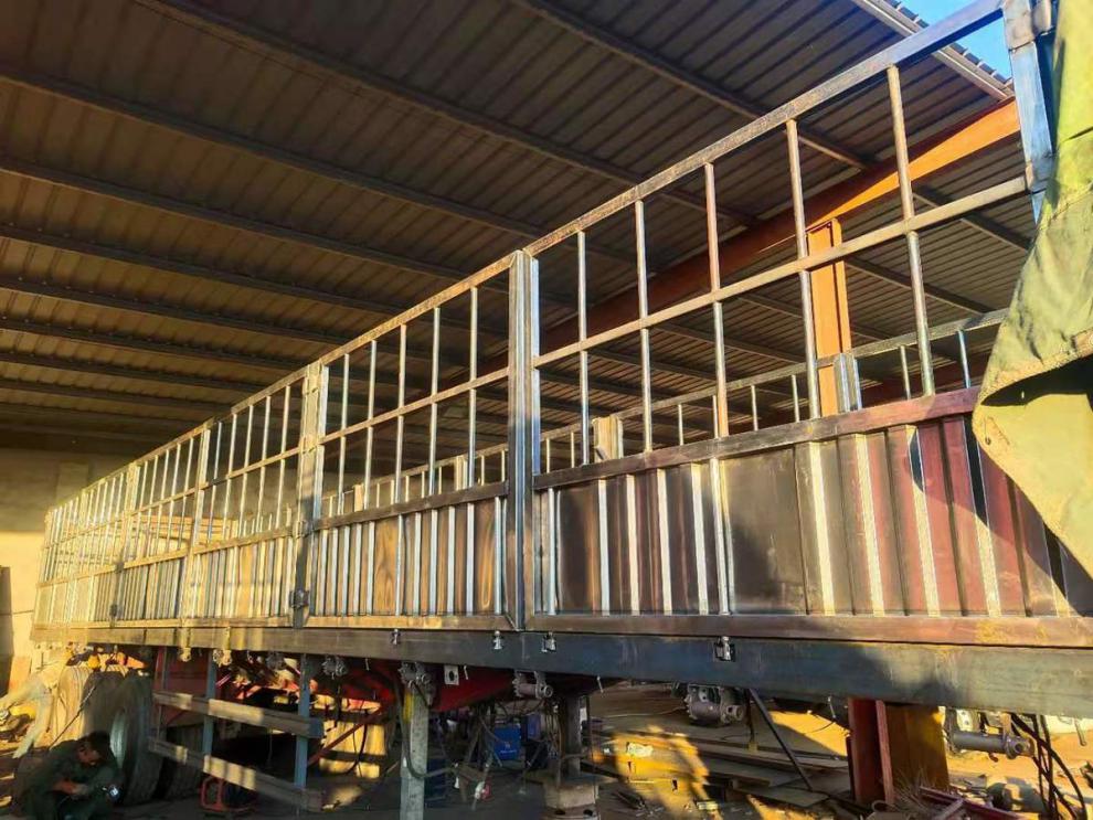 半挂车车厢栏板边板平板货车高栏货车挂车大箱栏板墙板车厢马槽沟门芯