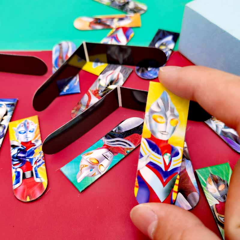 奥特曼磁性书签创意炫酷高颜值宇宙英雄学习文具翻书夹书夹子磁铁磁力