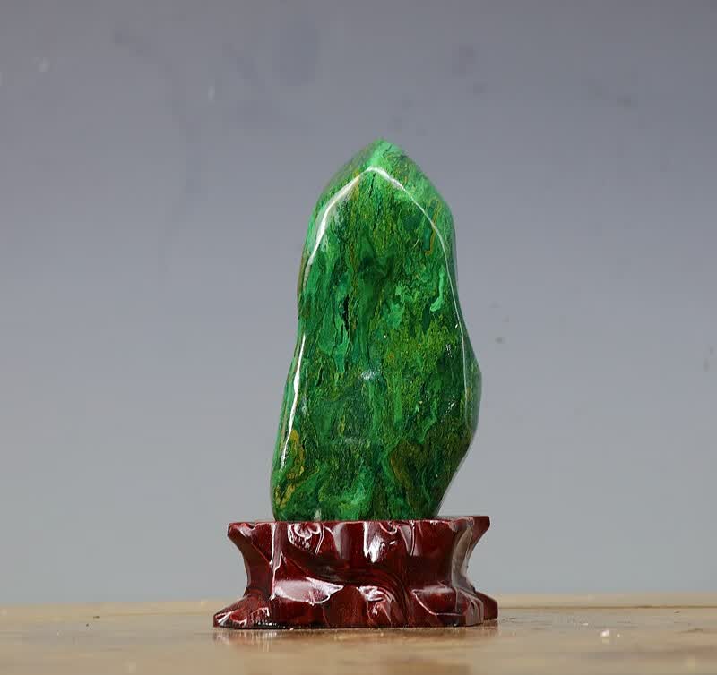 恋江南矿物晶体奇石宝玉石玛瑙玉髓绿碧玉天然澳洲绿玉髓原石摆件紫