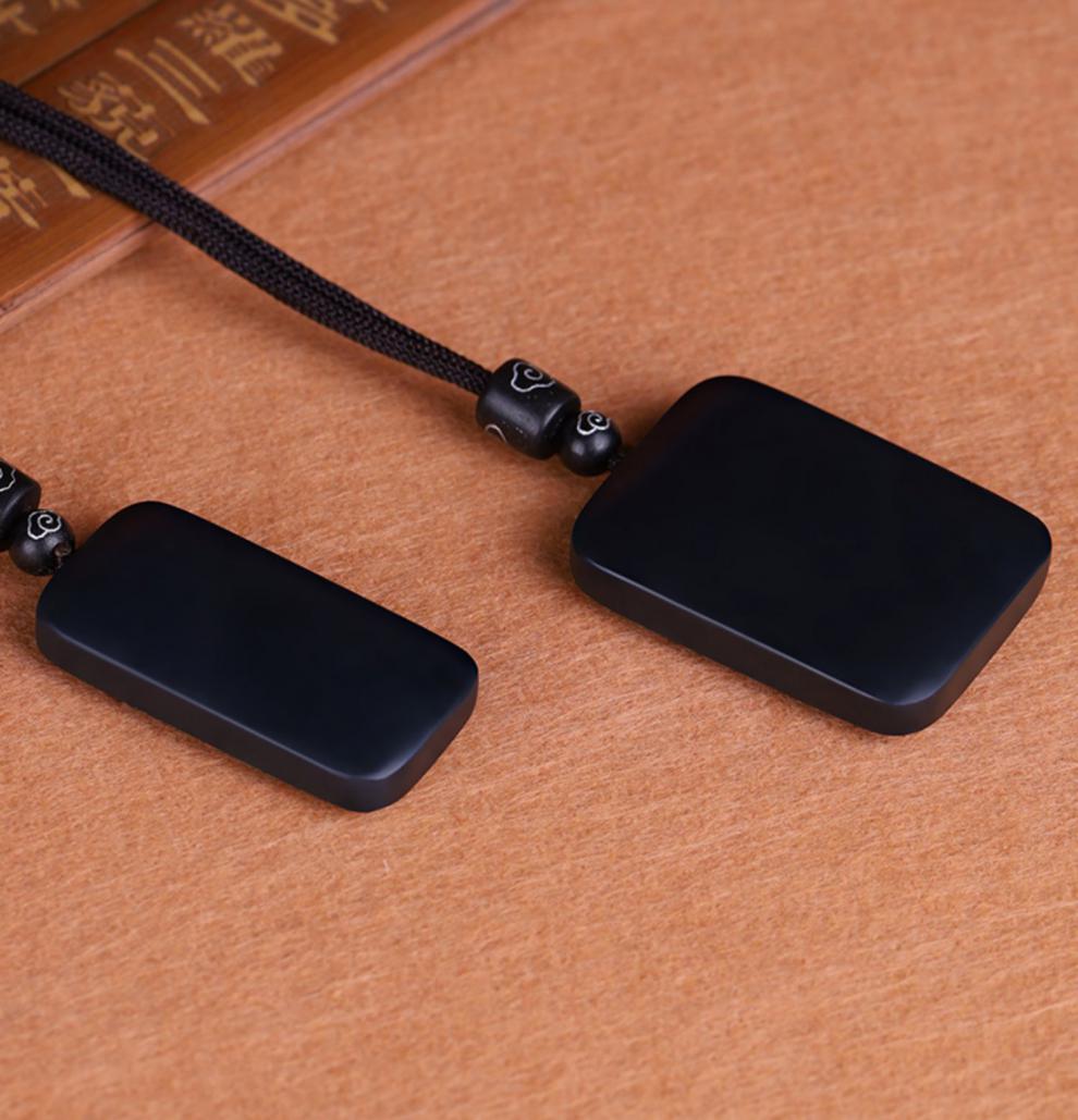 最饰和田玉墨玉平安无事牌吊坠男女玉石面包牌玉石手机挂件钥匙扣 中