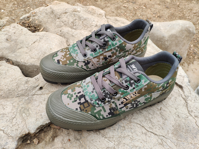 【 品牌: 怒而飞(nuerfei) 商品名称:野战基地鞋际华3517夏季迷彩