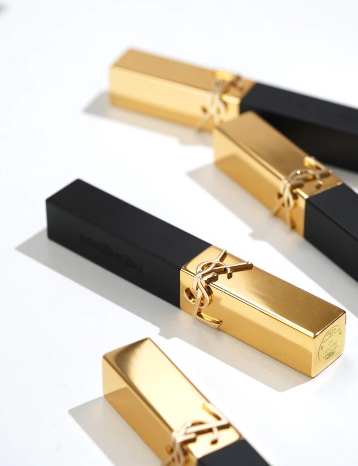 【精选优品】 限定浮雕小金条口红 圣诞限定典藏版 1966 21 28 绝版