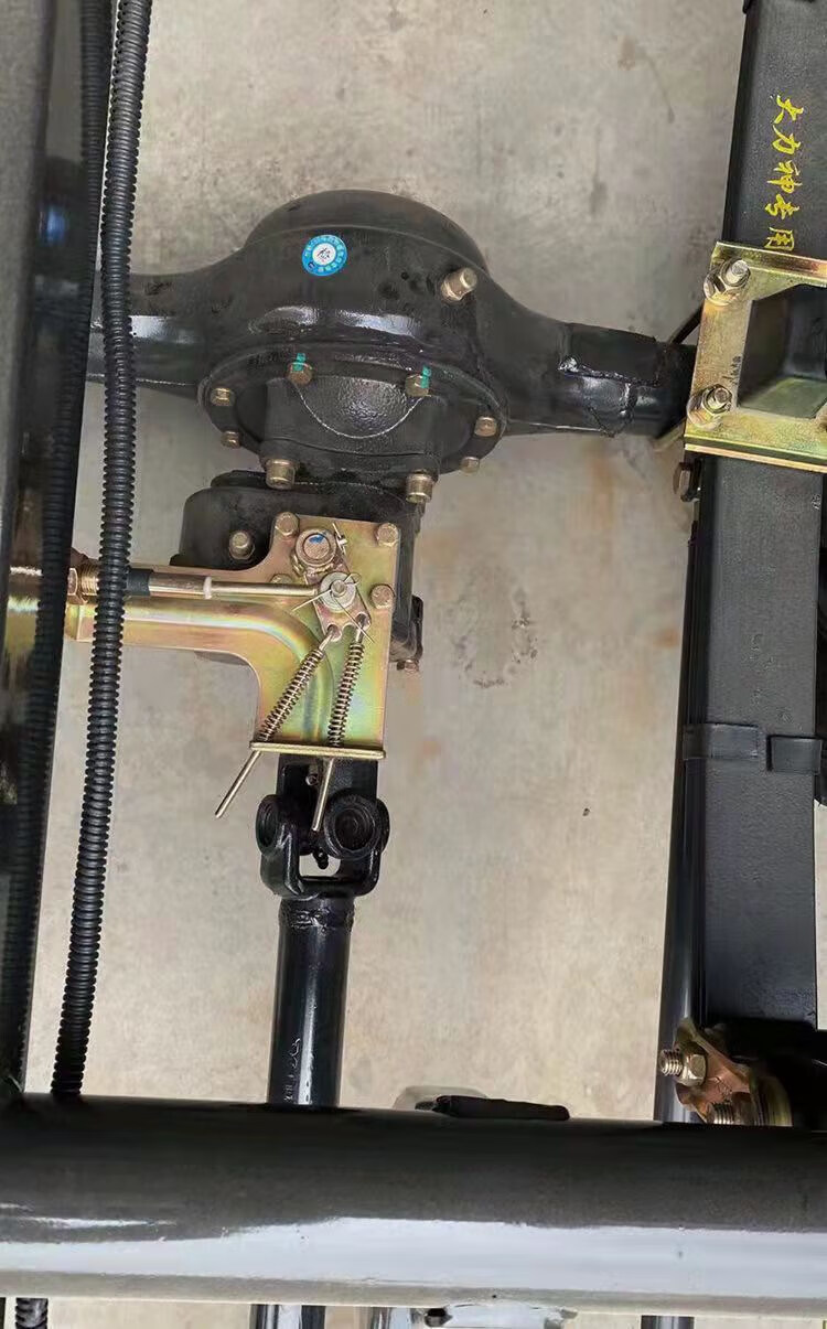适用于适用宗申三轮车摩托车配件后桥隆鑫大江追业原车配套牙包加力器