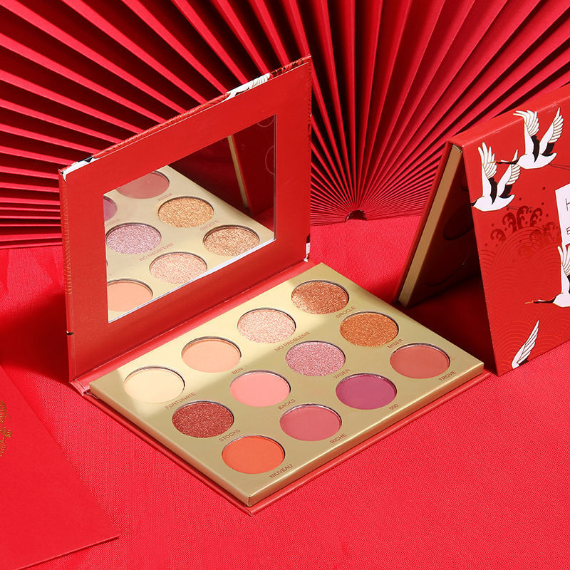 中国风12色仙鹤眼影哑光珠光眼影盘大地色平价学生初学者网红同款 单