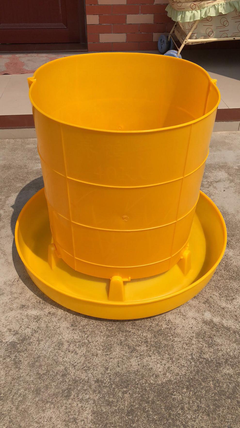 加厚40公斤加大饲料桶喂养鸡鸭鹅用喂食器食槽料桶筒养殖设备用品 40