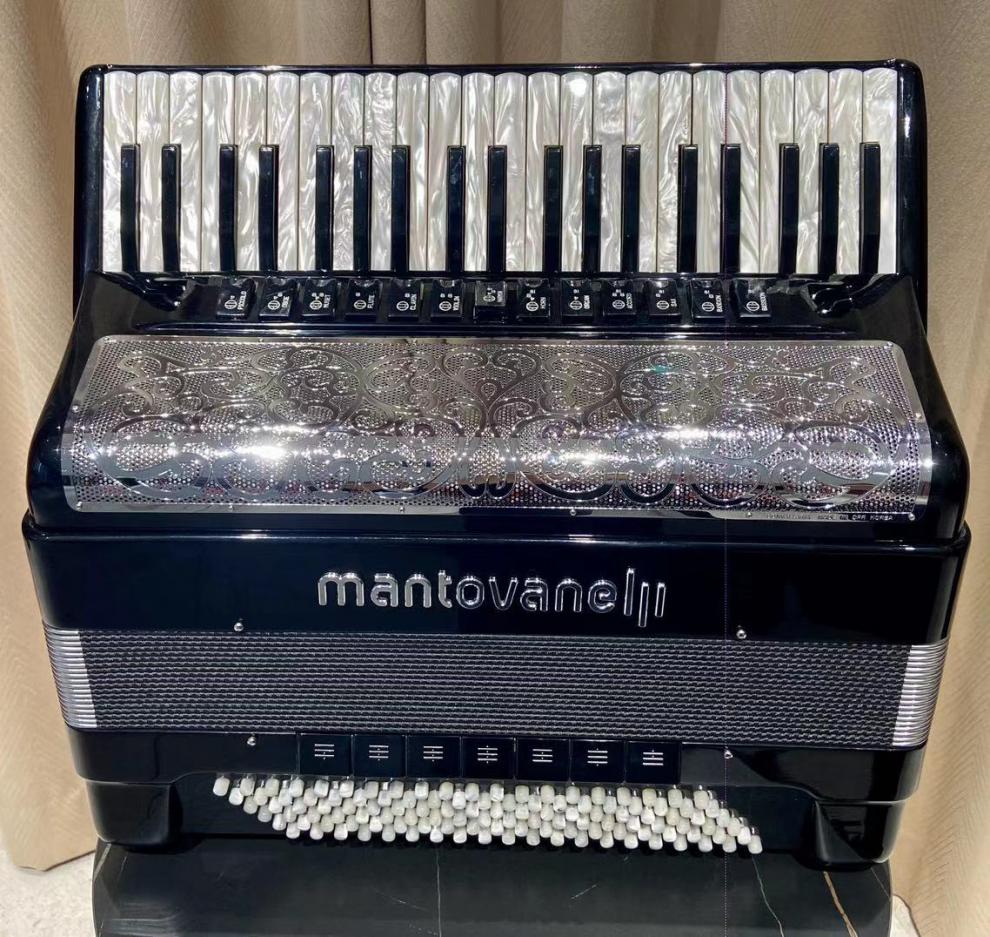 意大利进口蒙塔里尼96贝斯120贝斯键盘回声新款手风琴 传统版 96三排