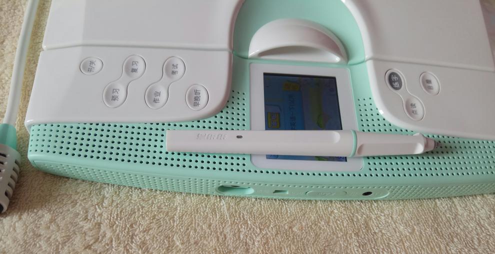 步步高点读机t2小学初中学习同步原装t2原装全新充电器配件标配