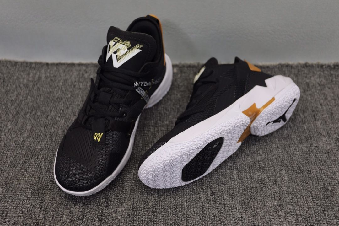 4 威少4代男子运动休闲篮球鞋 cq4231-001 黑色 40【图片 价格 品牌