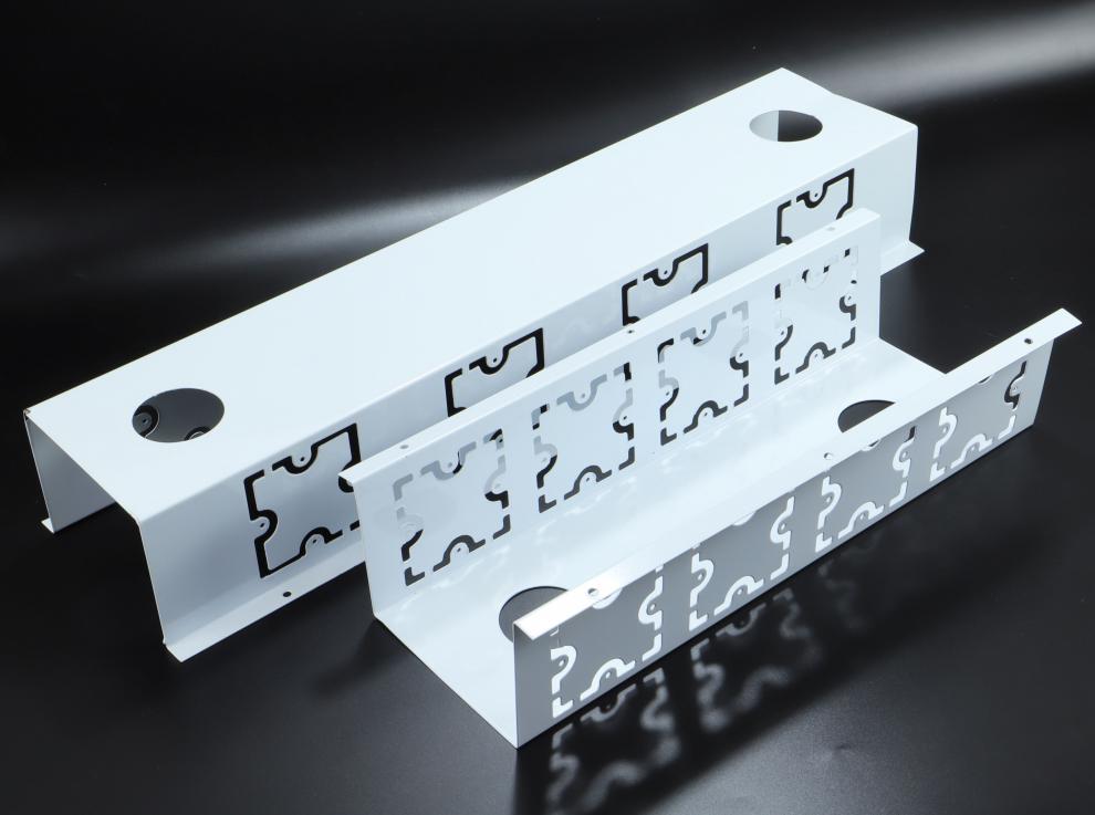 办公桌走线槽桌子过线盒桌底86面板插座槽电线u型吊线槽桌下集线定制