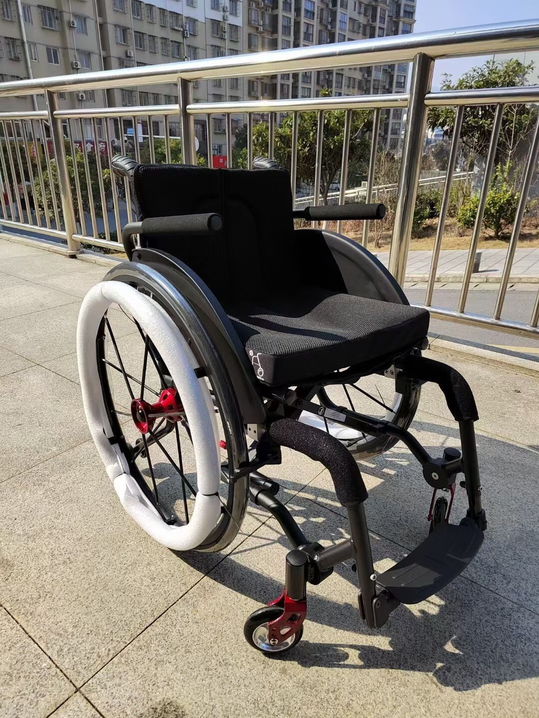 轮椅折叠轻便出行代步轮椅方便 绿色 38【图片 价格 品牌 报价】-京东
