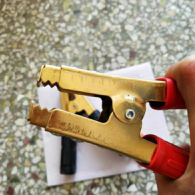 适用于纯铜电瓶蓄电池夹子充电器连接线搭火线锾铜加厚大号鳄鱼夹一对