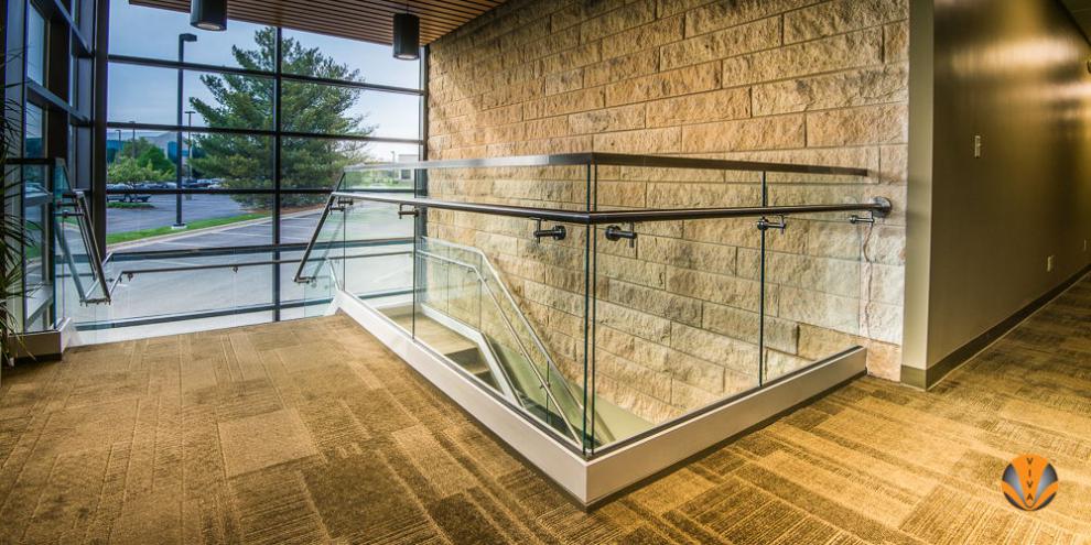 玻璃栏杆配件 玻璃楼梯扶手栏杆阳台不锈钢扶手立柱游泳池围栏落地